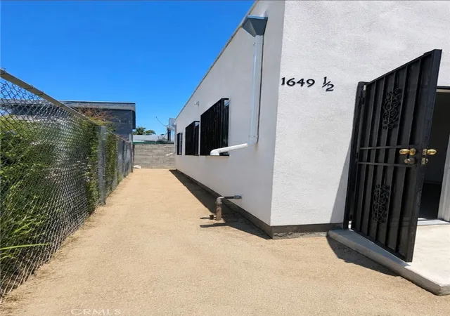Photo 2 of House for sale at 1649 W Florence, Los Angeles, CA 90047 | MLS# DW26130575 | Listing updated on 2026-06-16