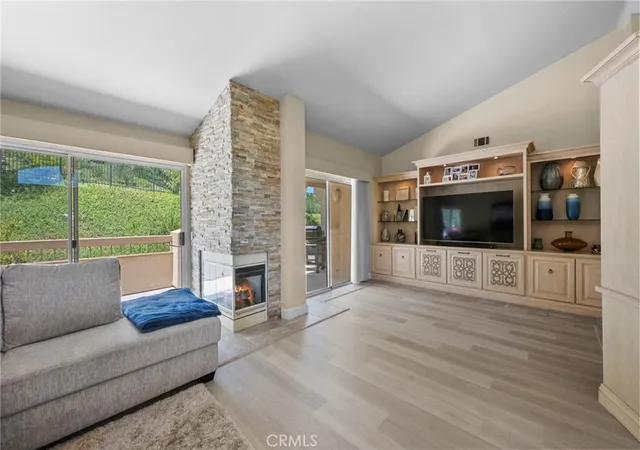 Photo 3 of Condo for sale at 497 Bannister Way #B, Simi Valley, CA 93065 | MLS# CV26130439 | Listing updated on 2026-09-20