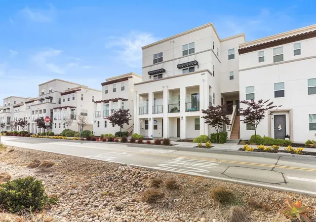 Photo 27 of Sale Pending at 2054 Luzon #4, Chula Vista, CA 91915 | MLS# 260014544SD | Listing updated on 2026-07-05