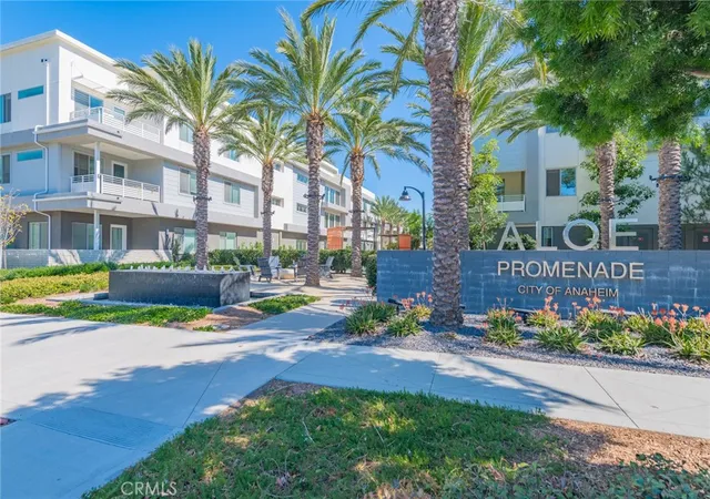 Homes for sale in Anaheim, CA | 1884 Westside, Anaheim, CA 92805 | Houzeo