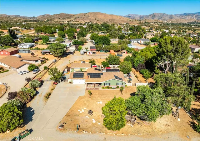 Photo 3 of Single family home for sale at 32924 Acklins, Acton, CA 93510 | MLS# SR26130736 | Listing updated on 2026-10-01