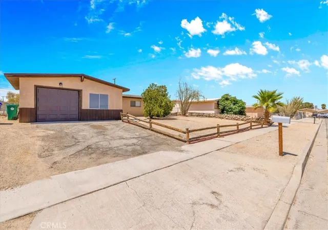 Homes for sale in 29 Palms, CA | 5930 Rose Ellen Ave, 29 Palms, CA 92277 | MLS# JT26127959