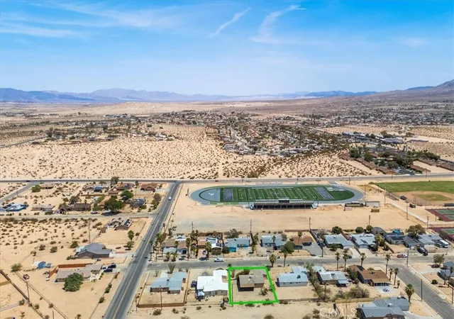 Homes for sale in 29 Palms, CA | 5930 Rose Ellen Ave, 29 Palms, CA 92277 | MLS# JT26127959