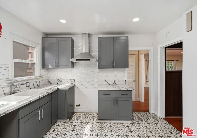 Photo 1 of Single family home for sale at 4812 Arlington Ave, Los Angeles, CA 90043 | MLS# 26848159 | Listing updated on 2026-09-13
