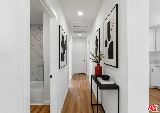 2nd image of 1267 W 85Th St #1267, Los Angeles, CA 90044 | MLS# 26847957