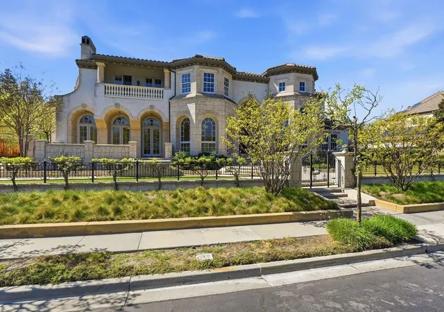 4th image of 5471 Country Club Pkwy, San Jose, CA 95138 | MLS# ML82051151