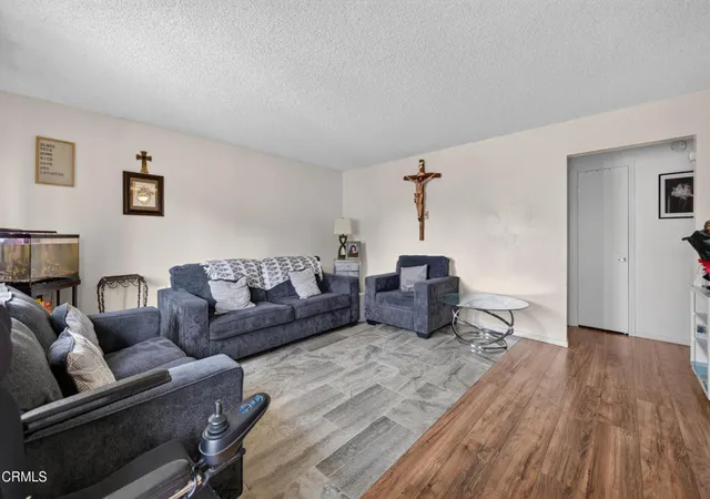 3rd image of 711 Halyard St, Port Hueneme, CA 93041 | MLS# V1-37026