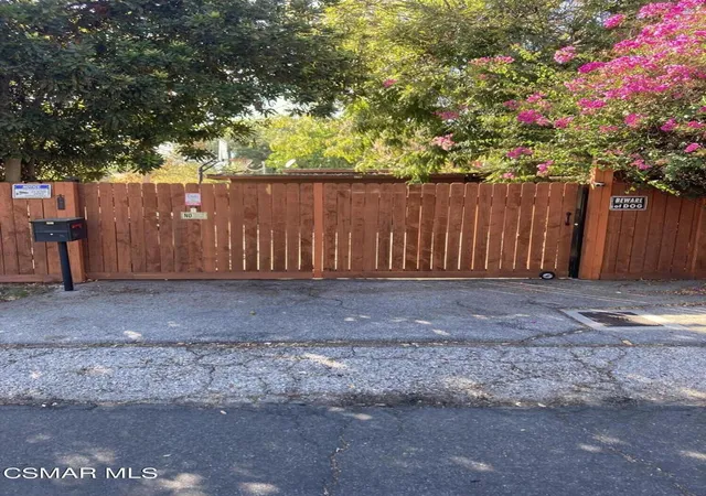 2nd image of 7927 Paso Robles Ave, Van Nuys, CA 91406 | MLS# 226002817