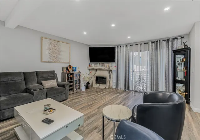 Photo 2 of Townhouse for sale at 10009 Topanga Cyn Blvd #5, Chatsworth, CA 91311 | MLS# SR26126721 | Listing updated on 2026-09-28