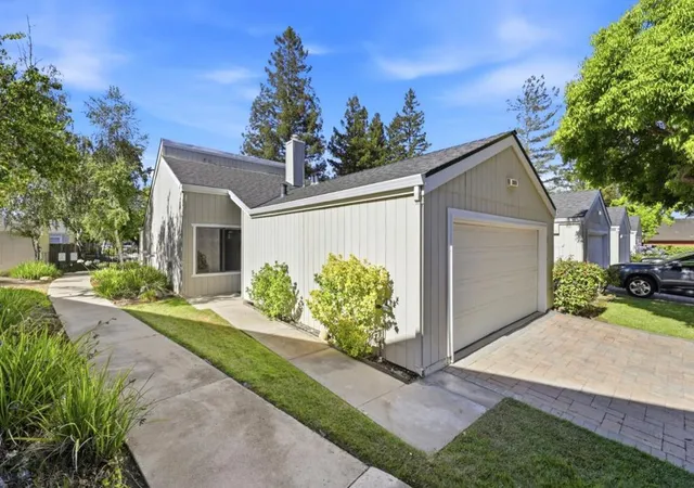 3rd image of 22674 Silver Oak Ct, Cupertino, CA 95014 | MLS# ML82051170