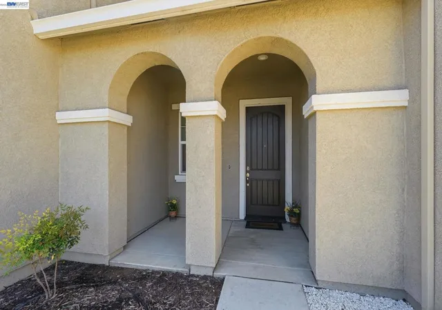 5th image of 2126 Grapevine Dr, Livingston, CA 95334 | MLS# 41138467