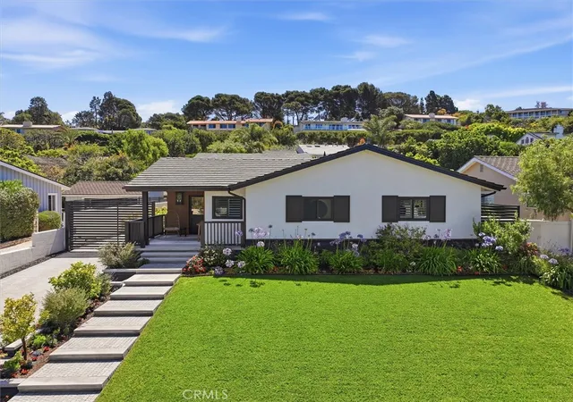 Single family home for sale at 2820 Via De La Guerra, Palos Verdes Peninsula, CA 90274 | MLS# SB26130842