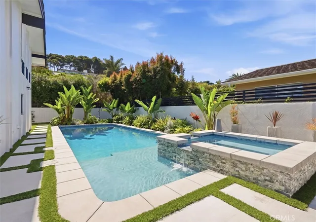 Photo 2 of Single family home for sale at 2820 Via De La Guerra, Palos Verdes Peninsula, CA 90274 | MLS# SB26130842 | Listing updated on 2026-10-05