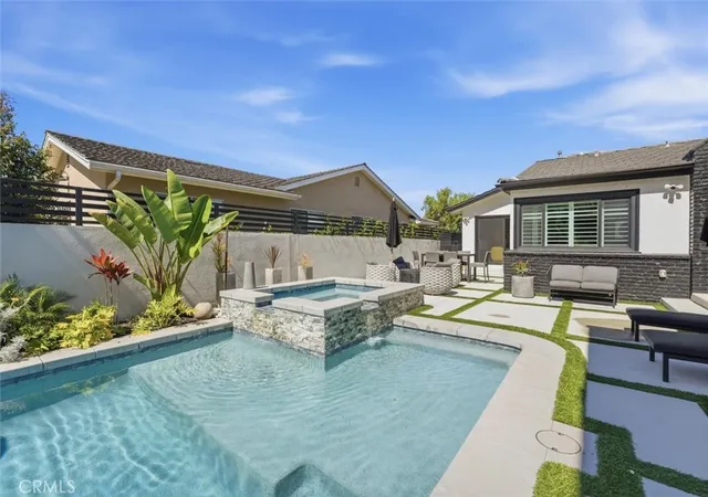 Photo 3 of Single family home for sale at 2820 Via De La Guerra, Palos Verdes Peninsula, CA 90274 | MLS# SB26130842 | Listing updated on 2026-10-05