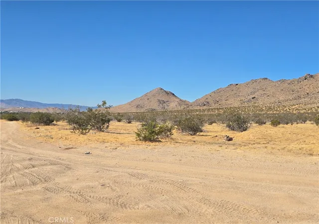 2nd image of 0 Falchion Rd 0472 331 03, Apple Valley, CA 92307 | MLS# HD26130980