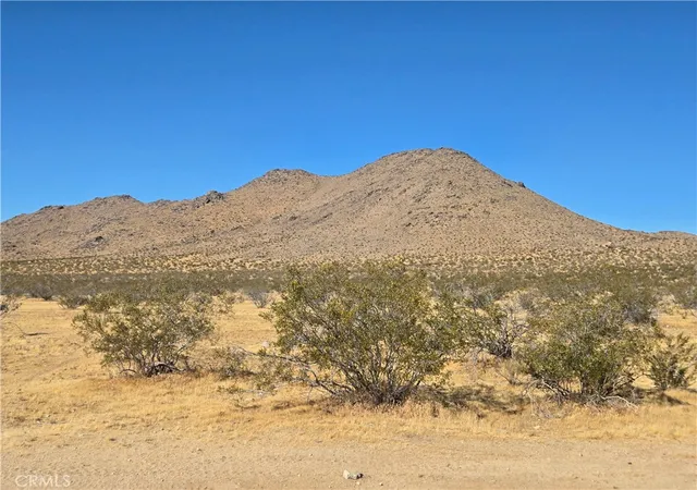 3rd image of 0 Falchion Rd 0472-331-03, Apple Valley, CA 92307 | MLS# HD26130980