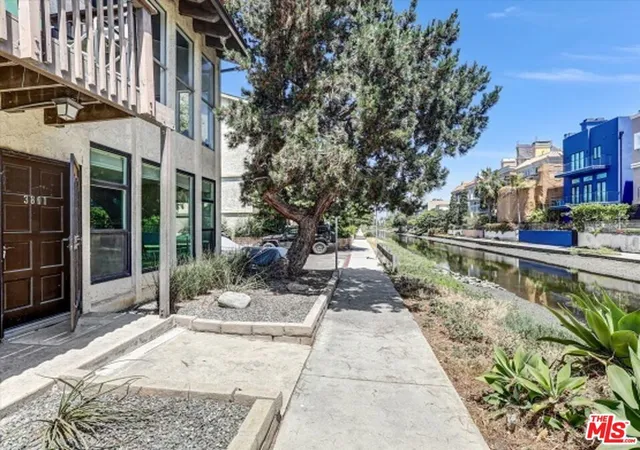 Homes for sale in Marina Del Rey, CA | 3801 Gran Corso, Marina Del Rey, CA 90292 | MLS# 26848209