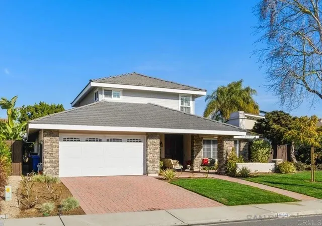 Photo 3 of Single family home for sale at 3868 Avenida Feliz, Rancho Santa Fe, CA 92091 | MLS# 260014569SD | Listing updated on 2026-09-29