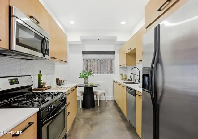 3rd image of 5016 Bakman Ave #104, North Hollywood, CA 91601 | MLS# 226002819