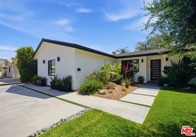 Photo 3 of Single family home for sale at 6734 Agnes Ave, North Hollywood, CA 91606 | MLS# 26847669 | Listing updated on 2026-09-08