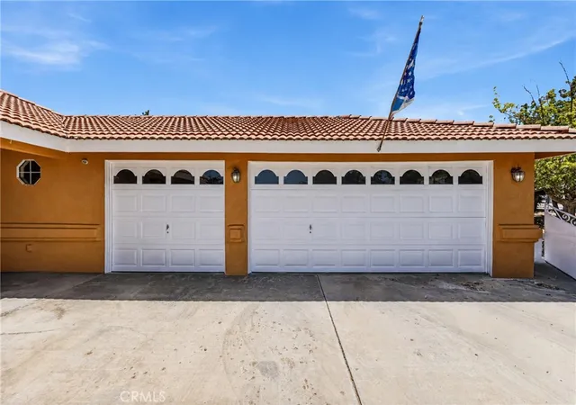 Homes for sale in Hesperia, CA | 8585 Hickory, Hesperia, CA 92345 | MLS# CV26086661