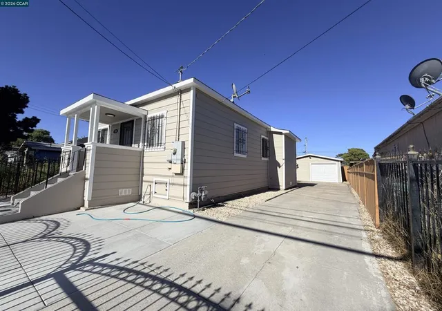 3rd image of 924 7Th St, Richmond, CA 94801 | MLS# 41138489