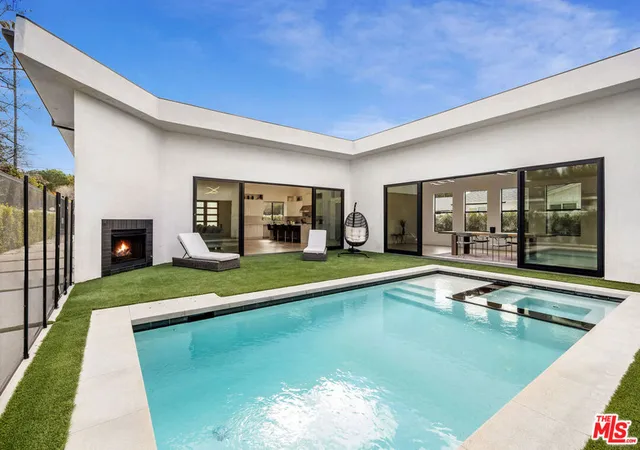 Photo 1 of Single family home for sale at 22931 Dolorosa St, Woodland Hills, CA 91367 | MLS# 26847753 | Listing updated on 2026-09-13