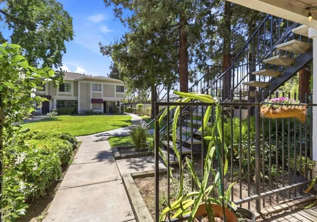 Photo 3 of Condo for sale at 30 Muirfield Ct, San Jose, CA 95116 | MLS# ML82051185 | Listing updated on 2026-10-05