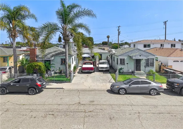 1st image of 621 W Spruce, Compton, CA 90220 | MLS# CV26130637