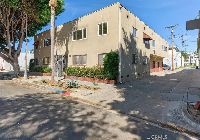 Homes for sale in Long Beach, CA | 925 E Appleton, Long Beach, CA 90802 | MLS# CV26131175