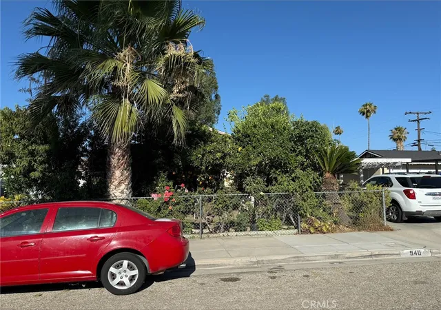 Photo 2 of Single family home for sale at 940 Marlyce, Hemet, CA 92543 | MLS# SW26131182 | Listing updated on 2026-07-13