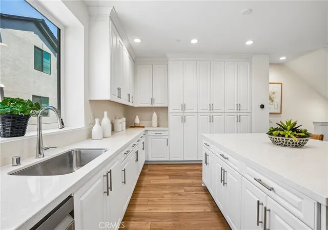 Homes for sale in Long Beach, CA | 5876 Linden Ave Ave #6, Long Beach, CA 90805 | MLS# OC26131228