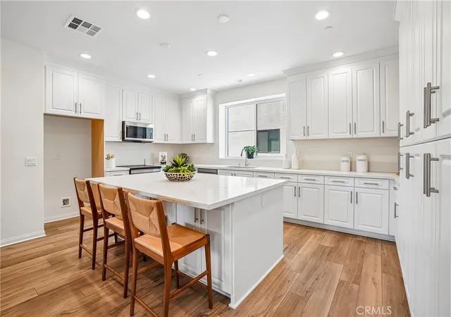 Homes for sale in Long Beach, CA | 5876 Linden Ave Ave #6, Long Beach, CA 90805 | MLS# OC26131228