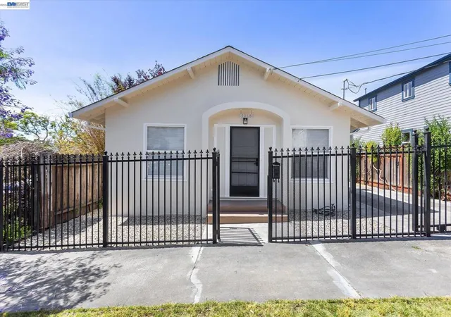33rd image of 2215 E 29th Street, Oakland, CA 94606 | MLS# 41138503