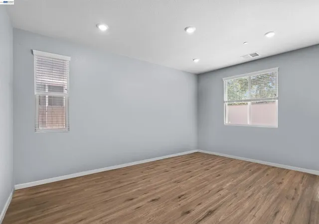 Photo 4 of Single family home for sale at 281 Agata Way, Oakley, CA 94561 | MLS# 41138509 | Listing updated on 2026-09-10