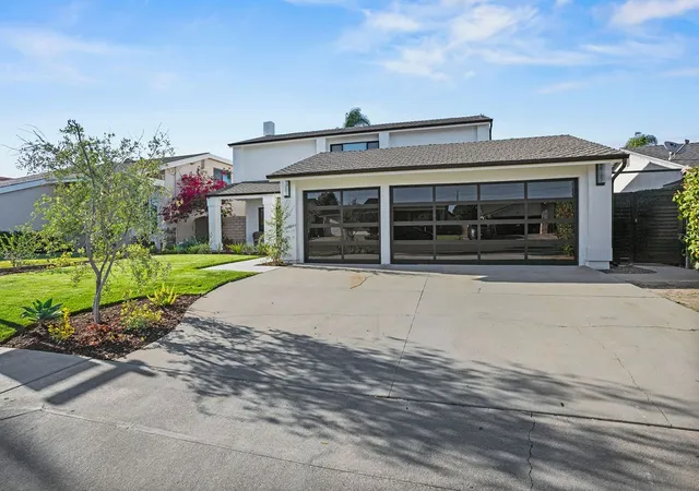 Photo 3 of Single family home for sale at 8711 Larkport Dr, Huntington Beach, CA 92646 | MLS# OC26131164 | Listing updated on 2026-10-06