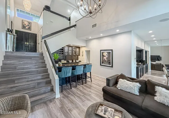 2nd image of 4695 Club View Dr, Westlake Village, CA 91362 | MLS# 226002826