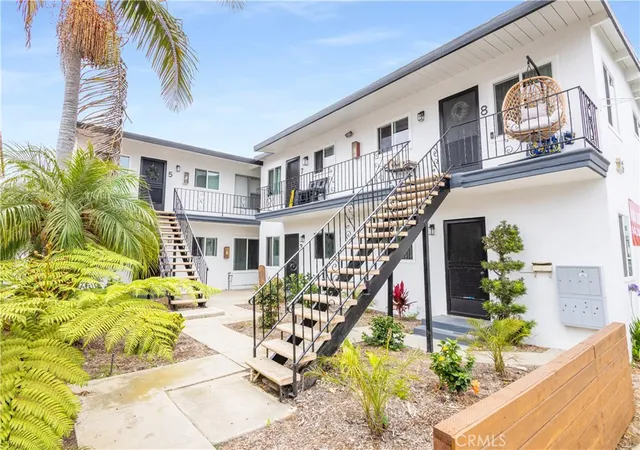 Photo 3 of Multi family home for sale at 25 Bennett, Long Beach, CA 90803 | MLS# PW26131375 | Listing updated on 2026-09-24
