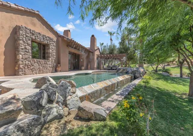 Photo 3 of Single family home for sale at 57895 E Stone Crk Trl, La Quinta, CA 92253 | MLS# 219149286DA | Listing updated on 2026-10-06
