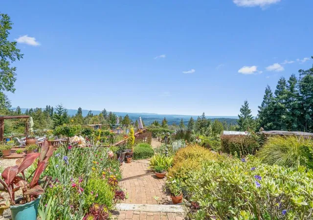 Photo 3 of Sale Pending at 200 Mcamant Dr, Santa Cruz, CA 95060 | MLS# ML82051212 | Listing updated on 2026-10-12