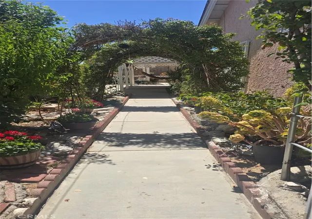 3rd image of 37023 29Th E, Palmdale, CA 93550 | MLS# SR26131476