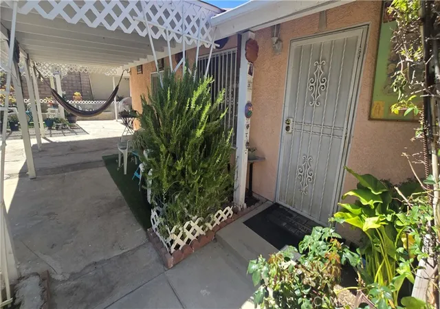 4th image of 37023 29Th E, Palmdale, CA 93550 | MLS# SR26131476