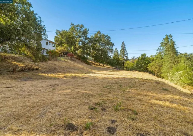 Photo 2 of Land for sale at 300 Marks Rd, Alamo, CA 94507 | MLS# 41138524 | Listing updated on 2026-09-25