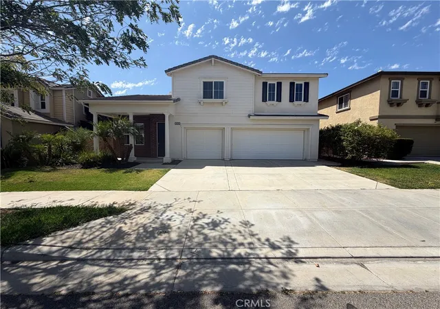1st image of 34286 Canyon Rim Dr, Lake Elsinore, CA 92532 | MLS# CV26119808