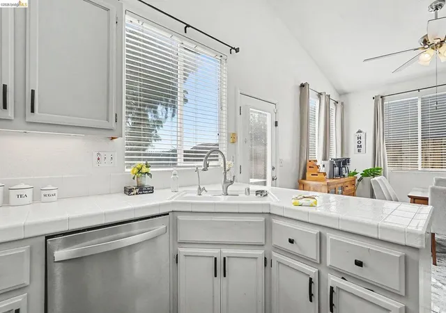 Photo 3 of Single family home for sale at 678 Rubier Way, Rio Vista, CA 94571 | MLS# 41138526 | Listing updated on 2026-10-10