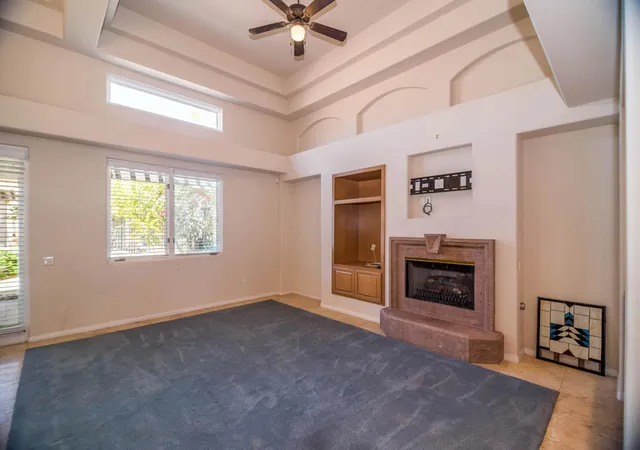 Listing Photo 1 - Condo for sale in building located at 208 Piazza Di Sotto, Palm Desert, CA 92260 - Unit #