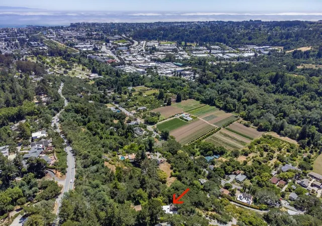 Photo 2 of Single family home for sale at 2 Monte Verde, Santa Cruz, CA 95060 | MLS# ML82051217 | Listing updated on 2026-10-06