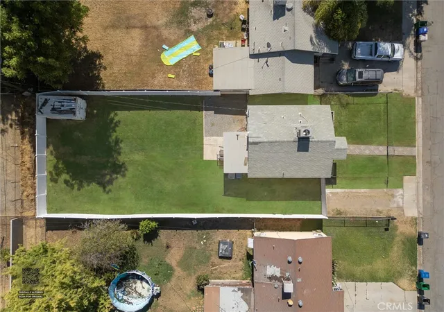 Photo 4 of Sale Pending at 1109 Wilson Ave, Bakersfield, CA 93308 | MLS# PI26131556 | Listing updated on 2026-07-09