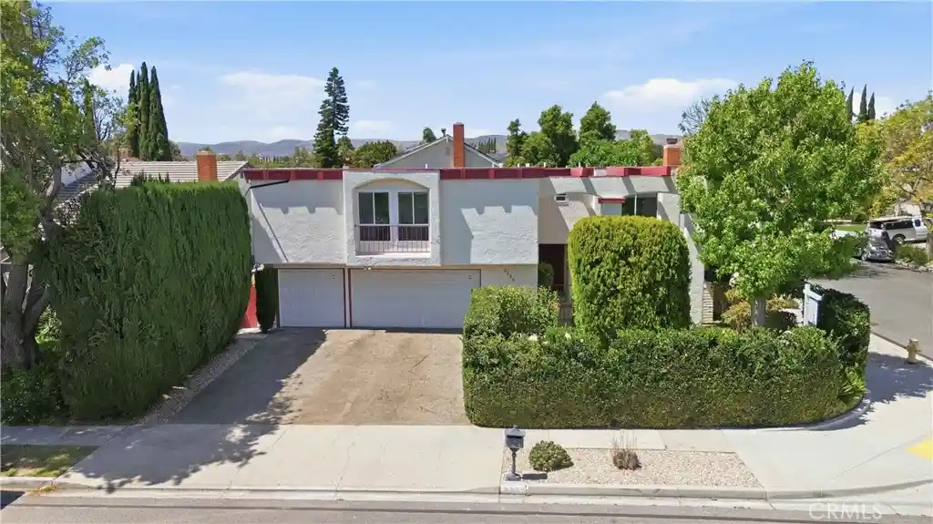 Photo 1 of Single family home for sale at 2355 Heywood St, Simi Valley, CA 93065 | MLS# SR26131414 | Listing updated on 2026-10-18