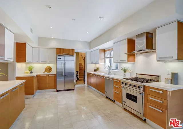 4th image of 8788 Shoreham Dr #23, West Hollywood, CA 90069 | MLS# 26848439